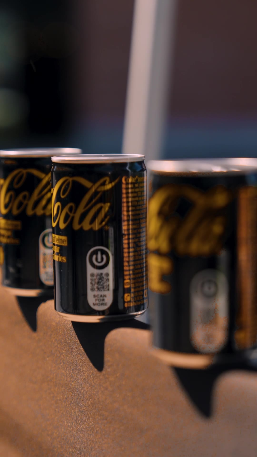 Coca-Cola Zero blikjes close-up